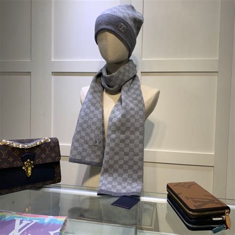 louis vuitton beanie and scarf set|Louis Vuitton beanie cheap.